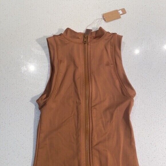 Skims Swim Mock Neck Zip up Cycle Suit Almond Wetsuit Resortwear Kim Kardashian - Picture 4 of 9